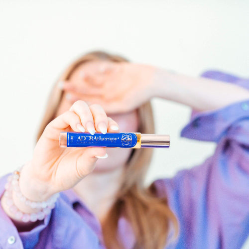 Clarity chakra roll on in hand