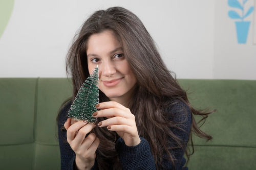 How Japanese Seaweed Supports Hydrated, Shiny Hair