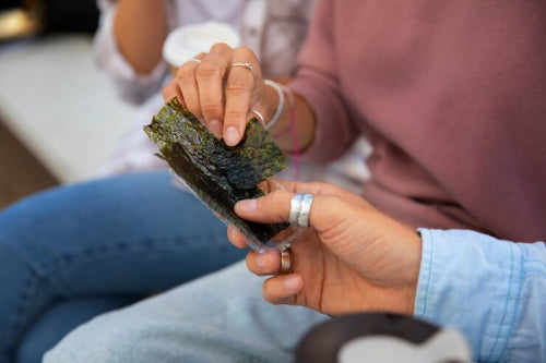 The Environmental Case for Seaweed Harvesting in Beauty Supply Chains