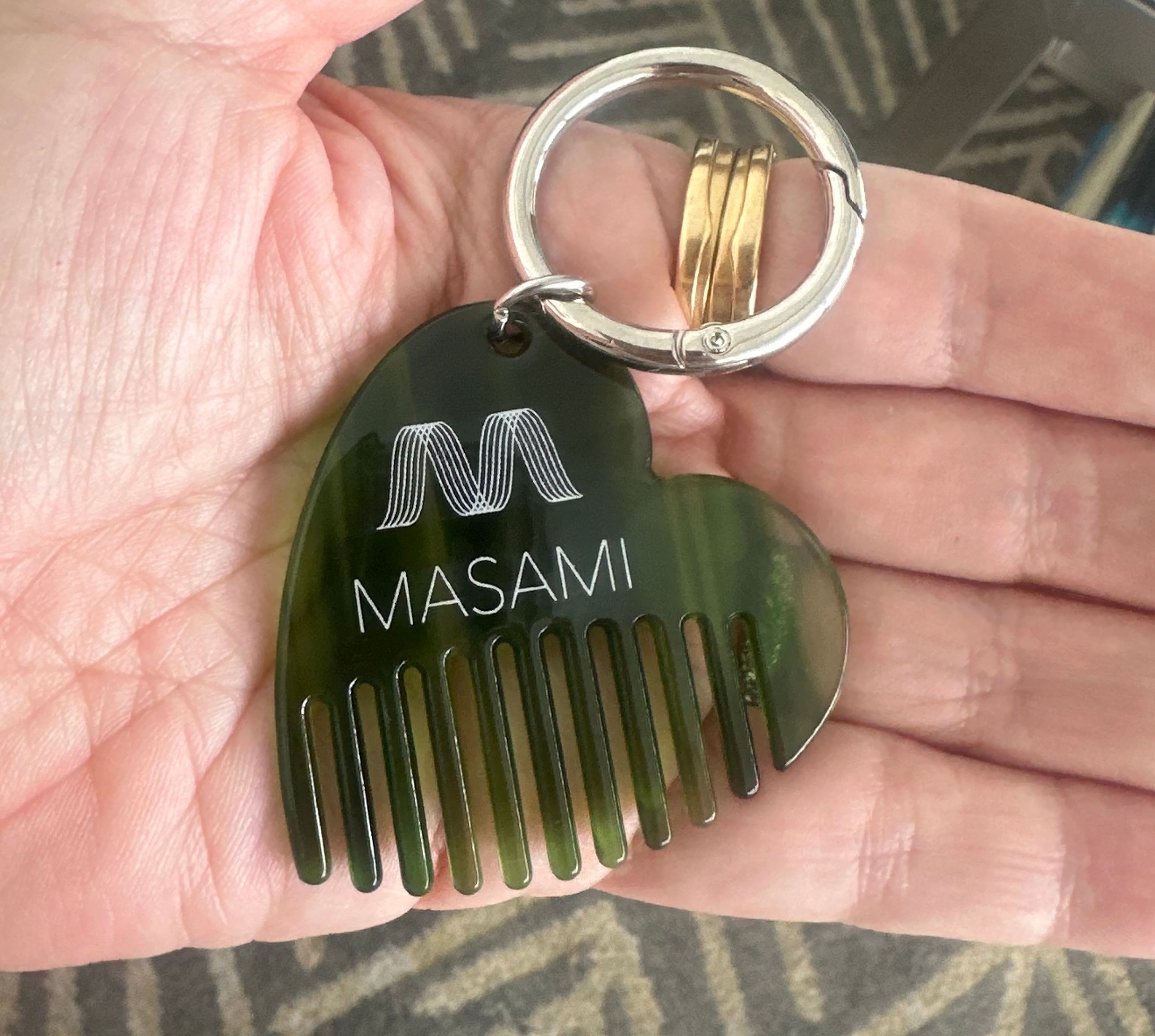 MASAMI Mekabu Comb Bag Charm